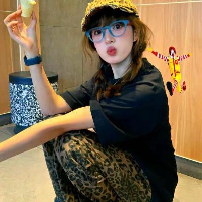 女监档案